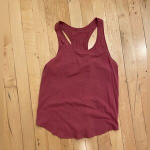 Lululemon workout tank. Size 6.